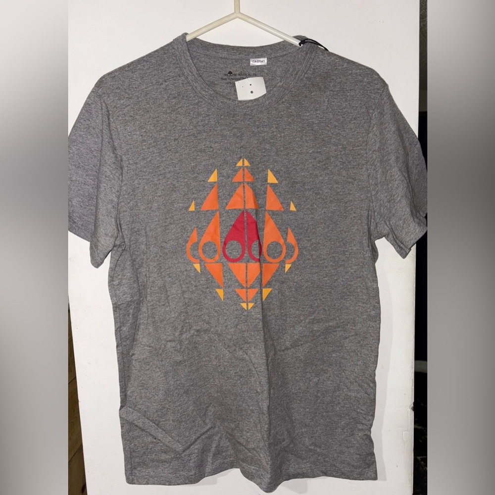 Moose Knuckles Gray Tee with Orange and Red Design